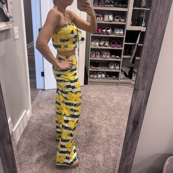 Jacquis Boutique Set from Costa Rica - Picture 4 of 4